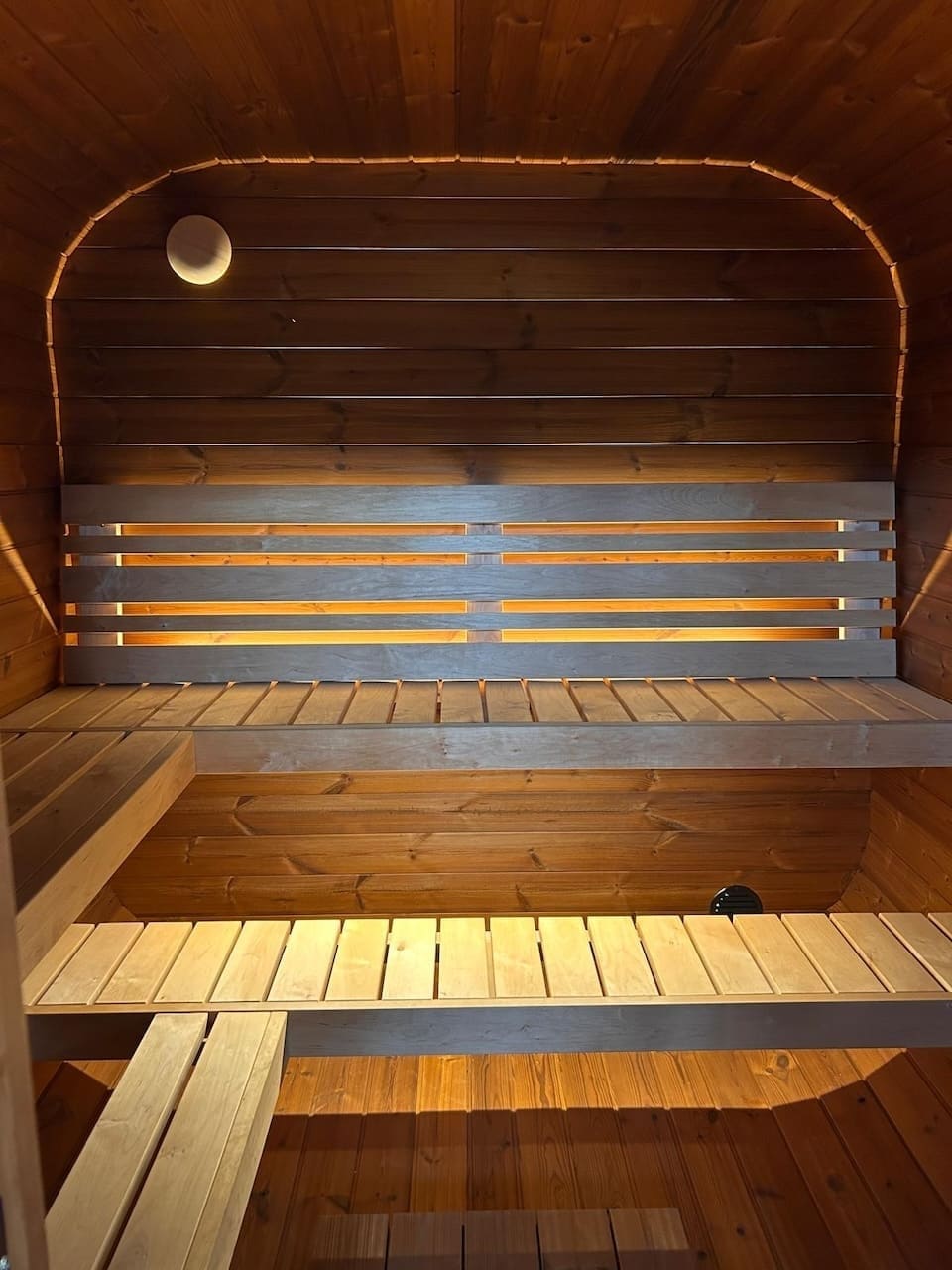 Camilla 3–4 Person Traditional Outdoor Sauna Complete Kit