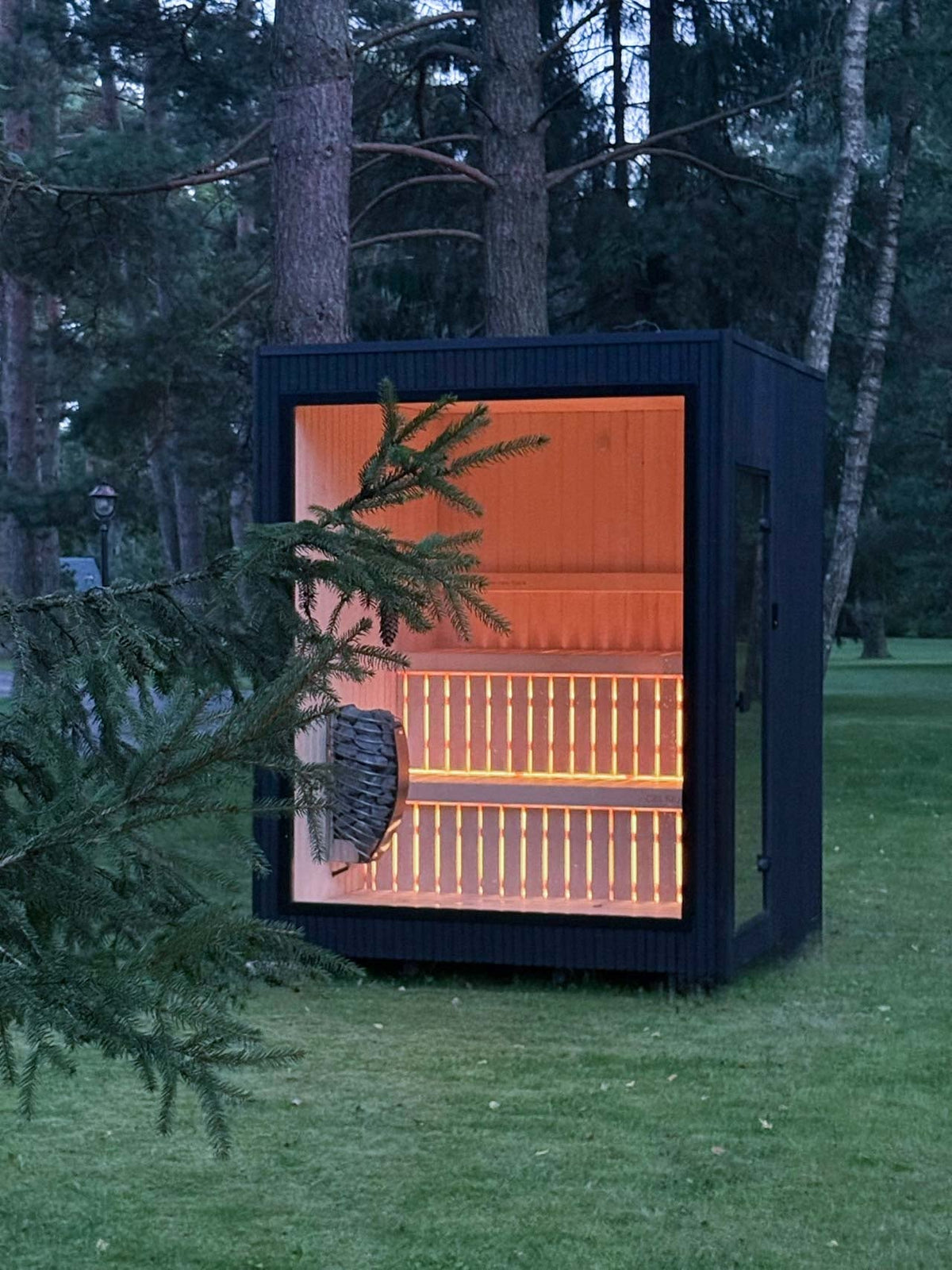 Celsium Jonas Classic 4 Person Outdoor Sauna