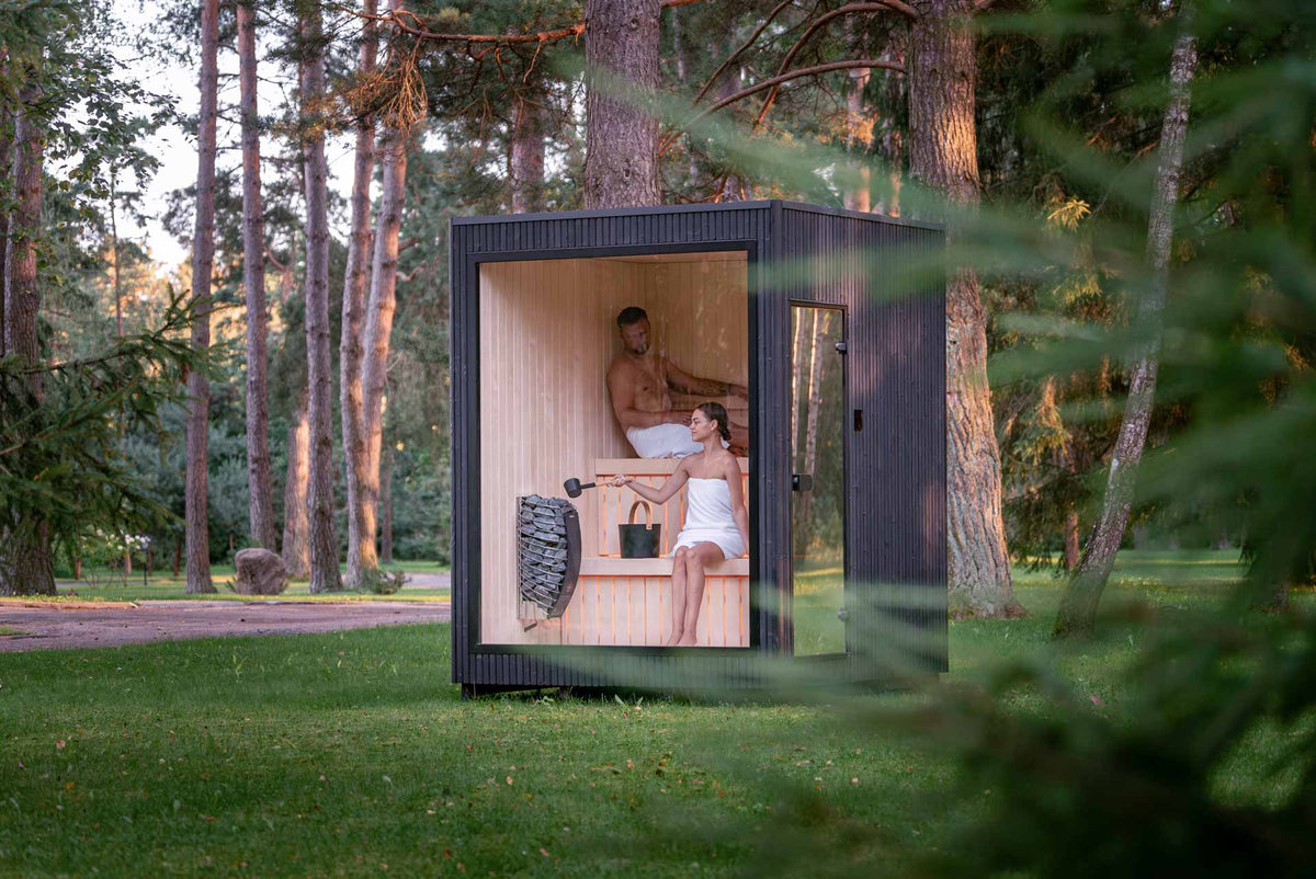 Celsium Jonas Classic 4 Person Outdoor Sauna