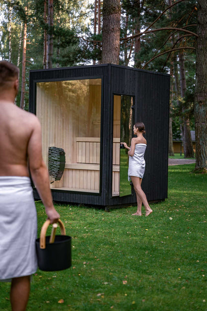 Celsium Jonas Classic 4 Person Outdoor Sauna
