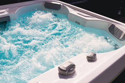 Equinox EQ130 Lite 4 Person Hot Tub 13 Amp
