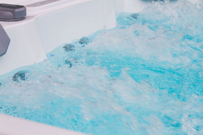 Equinox EQ570 Pro 5 Person Hot Tub 32 Amp