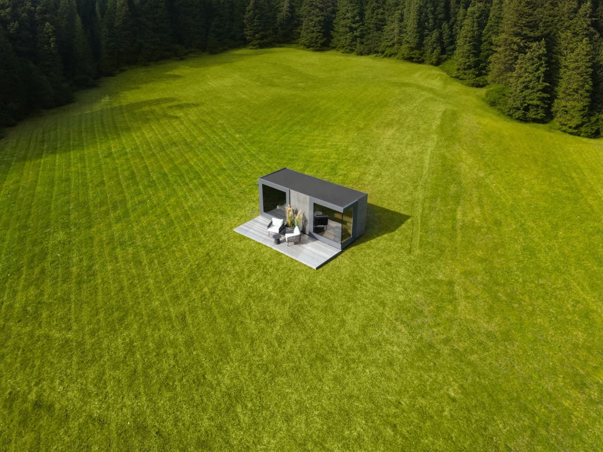 Genevas St Moritz 5 Person Outdoor Sauna with Shower Room