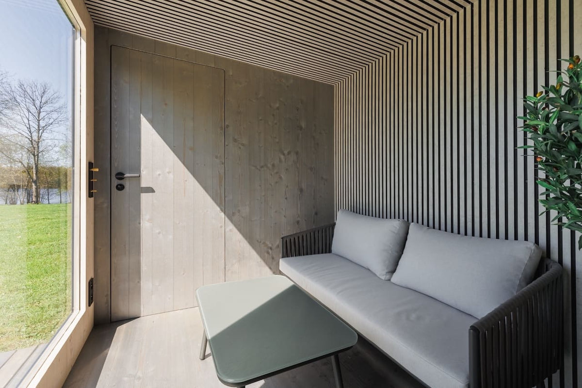 Genevas St Moritz 5 Person Outdoor Sauna with Shower Room