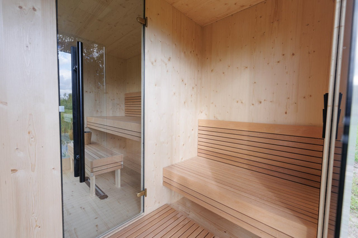 Genevas Zermatt 5 Person Outdoor Sauna with Changing Room