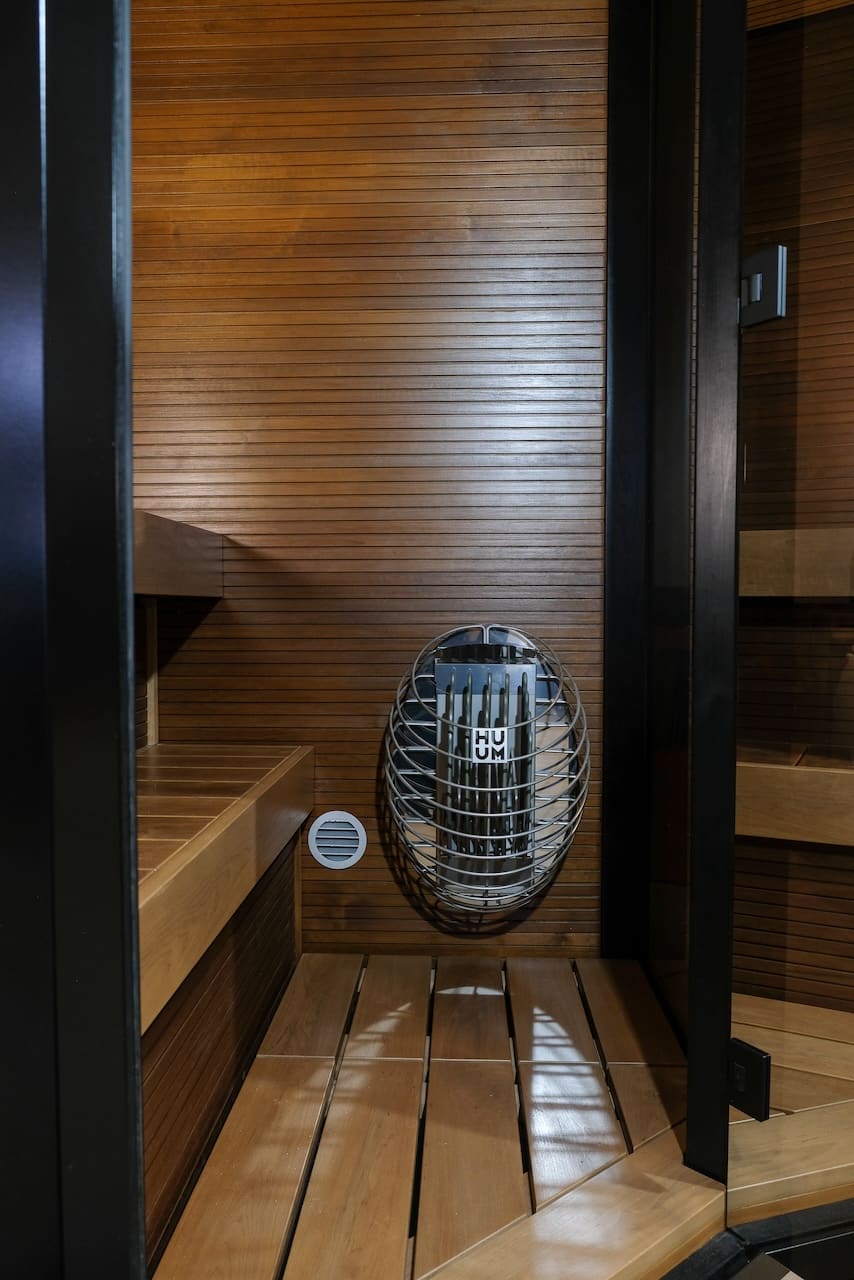 Haljas Hele Mini Outdoor Sauna 2-3 Seater
