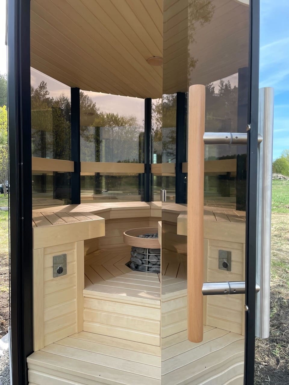 Haljas Hele Single Outdoor Sauna 7 Seater