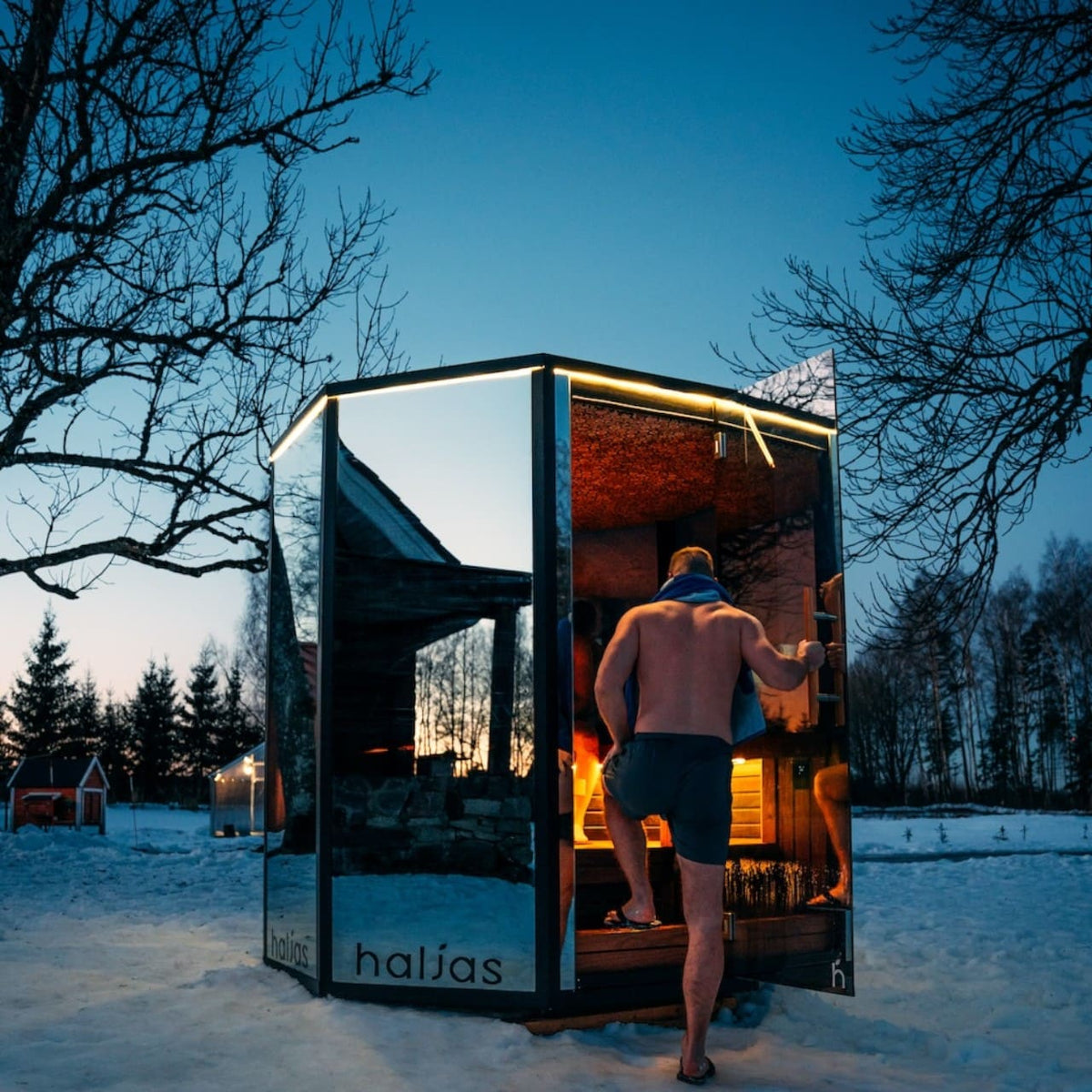 Haljas Hele Single Outdoor Sauna 7 Seater