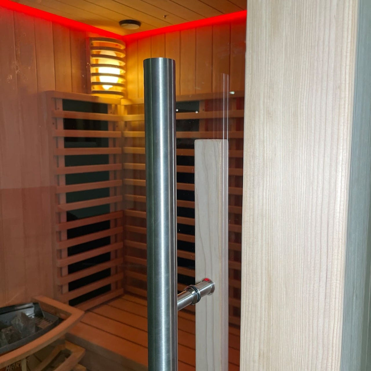 Insignia Hybrid Infrared and Traditional 2 Person Outdoor Sauna
