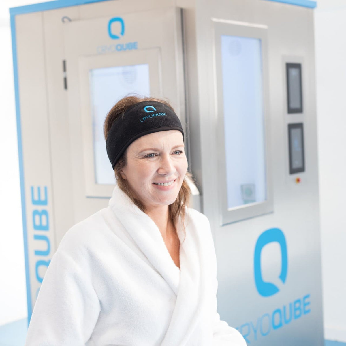 Quantum CryoQube Liquid Nitrogen Whole Body Cryotherapy Chamber