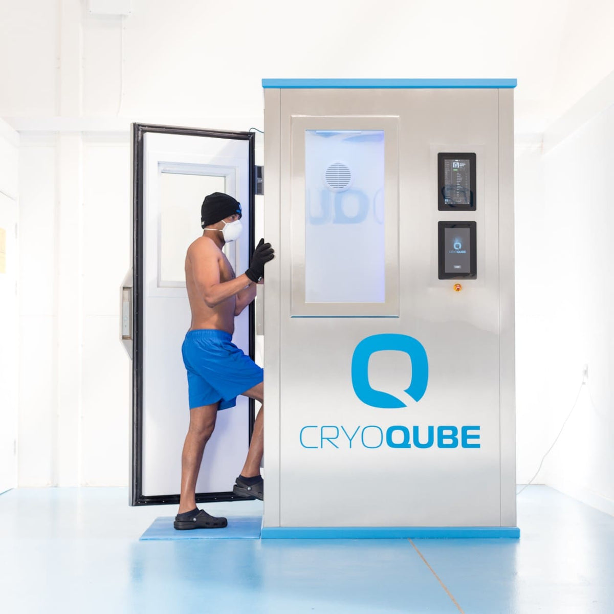 Quantum CryoQube Liquid Nitrogen Whole Body Cryotherapy Chamber
