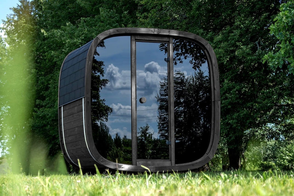 Leil® Black Cube Premium 4–6 Person Outdoor Sauna Kit