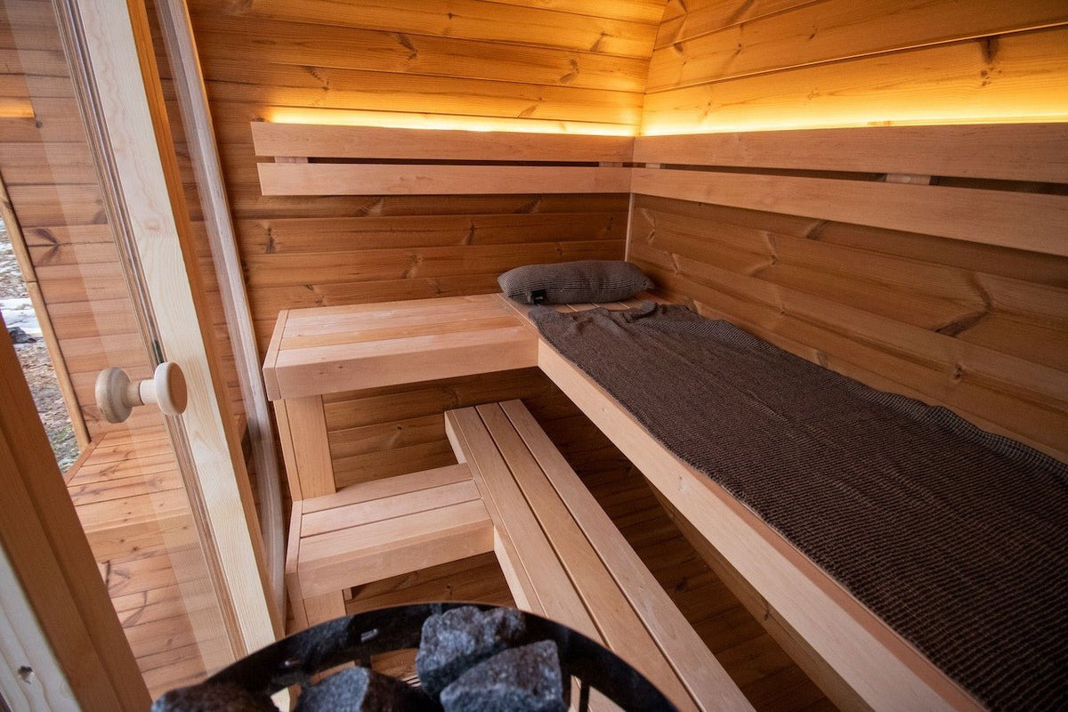 Leil® Dice Comfy 4 to 5 Person Outdoor Sauna