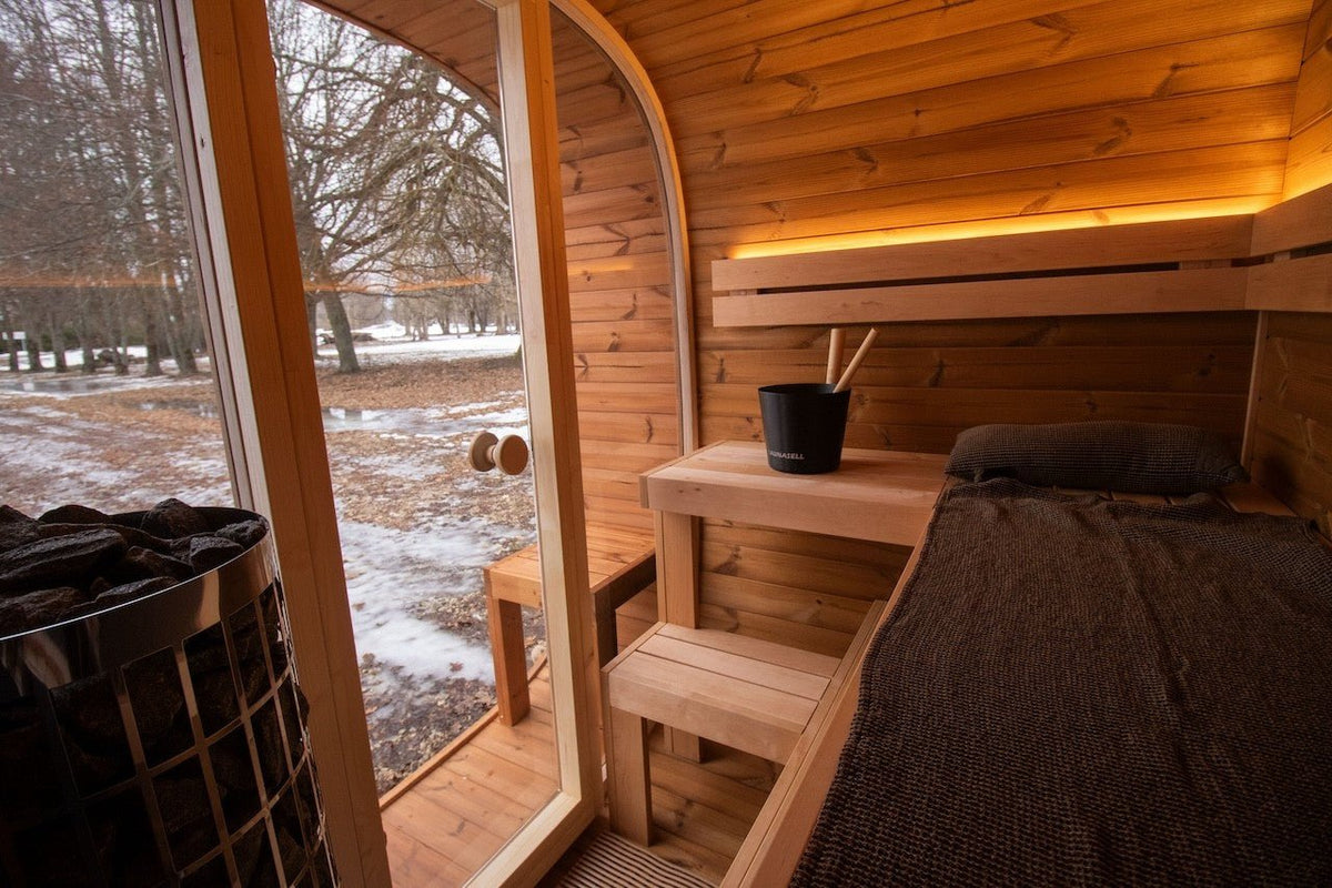 Leil® Dice Comfy 4 to 5 Person Outdoor Sauna
