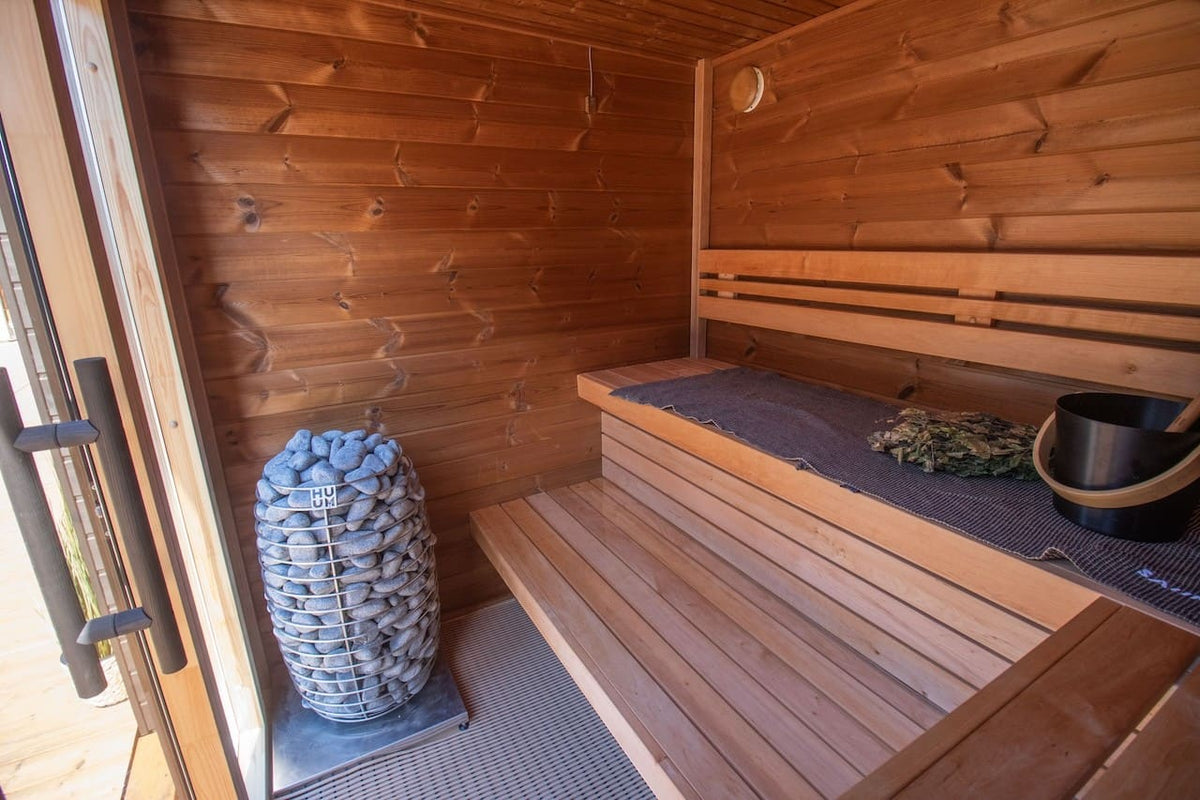 Leil® Patio XS 4 Person Outdoor Sauna