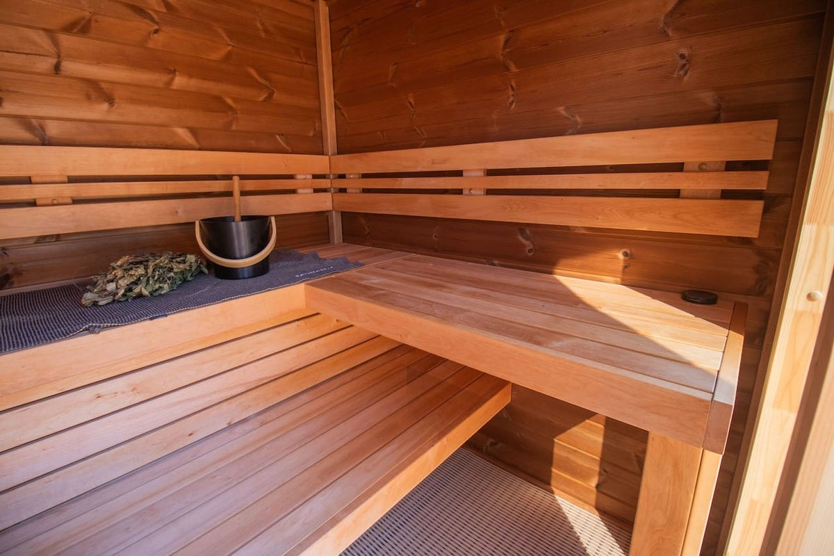 Leil® Patio XS 4 Person Outdoor Sauna