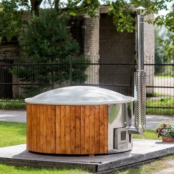 Viking Industrier Wood Burning 6 Person Hot Tub with Integrated Heater